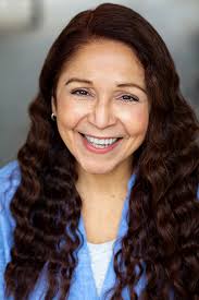 Biography author matching "ruben" (Sorted by A-Z Descending)