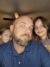 Kentucky & Indiana Celebrate National Family Photo Day