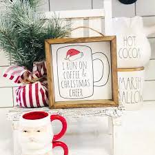 I Run On Coffee And Christmas Cheer Coffee Bar Sign Etsy Christmas Cheer Coffee Bar Signs Christmas Coffee