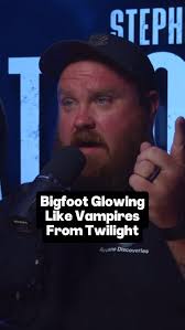 Female Bigfoot glowing like Vampires from Twilight Movie 821: The Bigfoot  Highway of East Tennessee