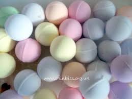 According to estimates, a single uae resident can use around 450 plastic water bottles per year and less than 10% of the country's total plastic waste is currently recycled. Marbles 2 26 10 2018 12 11 35 4000 3000 Skin Kiss