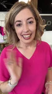 Lori Eaves's Instagram, Twitter & Facebook