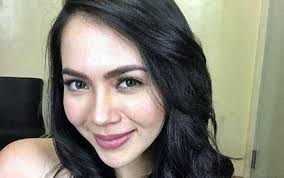 Who is julia montes husband in real life? Julia Montes Requested To Join Rumored Bf Coco Martin S Teleserye