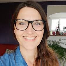 J'ai le plaisir de vous annoncer que j'occupe désormais le poste de Cheffe  du service formation chez Département de l'Hérault.