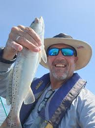 Chartered bowfishing with Bowfishing Unlimited recommended