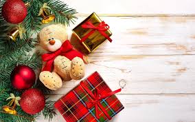 Bożonarodzeniowe prezenty i podarunki pod. Prezenty Mis Choinka Personalisierte Weihnachtskarten Weihnachtszweige Bastelprojekte Weihnachtsdekoration
