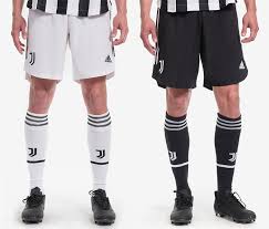 Show off your signature fan style and stand in solidarity with your fellow soccer enthusiasts at every event with the latest juventus jersey for the current season. Juventus Celebrate Stadium With 2021 22 Home Jersey Sportslogos Net News