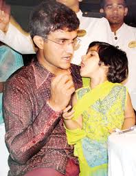 After the 'clarification,' by sourav ganguly, people came out in support of sana, saying that at 18, if she had the right to vote, she had the right to have an opinion. Sourav Ganguly Retires Receives Threat To Kidnap Daughter Cafe Arjun 15 Times Wordpress Top Blog
