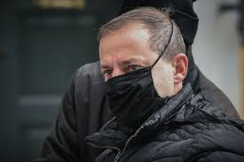 Σπούδασε στο τμήμα γραφικών τεχνών του τ.ε.ι. Dhmhtrhs An8hs Archives Paskedi