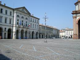 It is the third most populated town in the province, after pavia and vigevano. Voghera Meglio La Magnifica Dozzina Delle 3p Dritto Rovescio Blog Finegil