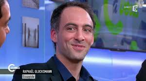 Député européen place publique, essayiste, humaniste. Raphael Glucksmann Sur Le Danger Reactionnaire C A Vous 12 03 2015 Youtube