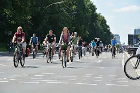 Be your own boss and choose your own work hours. Adfc Ruft E Biker Und Radfahrer Bundesweit Zu Demos Auf Pedelecs Und E Bikes