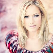 Helene fischer is a leo and was born in the year of the rat life. Helene Fischer Bio Wiki 2017 Musician Biographies