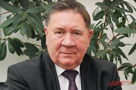 Знаменитые роли и семейная жизнь. Aleksandr Mihajlov Rabotali Ochen Dazhe Druzhno Poka Ne Gryanul Majdan Lyudi Kursk Aif Chernozeme