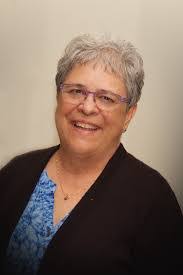 Crystal Wendt's Instagram, Twitter & Facebook