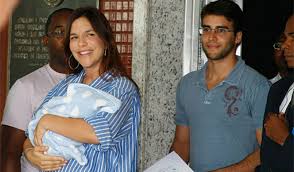 Maybe you would like to learn more about one of these? Ivete Sangalo Batiza O Seu Filho Cdl Campos