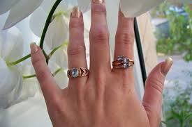 Entah benar atau tidak, tapi ada banyak penafsiran terkait bunga tidur yang satu ini. Jadual Bagaimana Untuk Mengetahui Saiz Gelang Pada Jari Seorang Gadis Yang Tidak Disedari