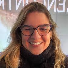 Profª. Drª. Karina Kelly Borges