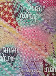 Gambar di atas adalah contoh pola garis yang dinamakan motif tirta teja. 30 Motif Batik Kreasi Modern Bisa Anda Dapatkan Di Batik Ramadhani Pijenan Bantul Kusnantokarasan Com