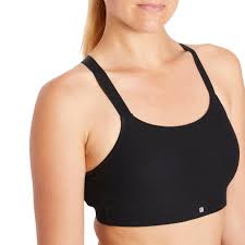 We bring you the best of sports bras at nominal prices, so you can workout in full swing without causing any pain or discomfort to your breasts. Women S Light Support Fitness Sports Bra Black Decathlonb2b