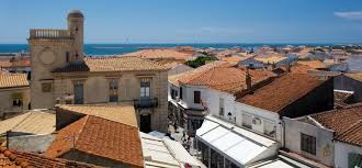 A 10h pour la météo saintes maries de la mer, de très rares passage nuageux ne gâcheront pas le taux d'ensoleillement. Saintes Maries De La Mer Cosa Fare Cosa Vedere E Dove Dormire Provenzafrancia It