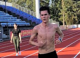 De var kun 16 år gamle da de ble sammen, etter å ha startet i samme matteklasse på videregående. Na Har Jakob Ingebrigtsen Bestemt Seg
