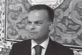 Prémio Universidade de Coimbra Para FranCisCo Pinto balsemão é tribUto à  liberdade de imPrensa