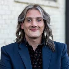 Robert Mccaffery's Instagram, Twitter & Facebook