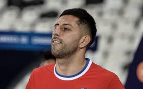 Marcelo chino ríos entró de lleno a comentar el romance entre su hija, constanza, y el defensor de la selección chilena guillermo maripán, al publicar en su cuenta de chino rios — con el corazón en la mano 03:30. Wvmlcqqcjmbkhm