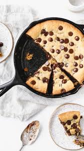 Extra Gooey Nutella Stuffed Deep Dish Cookie Butternut Bakery Recipe Cookies Recipes Chocolate Chip Deep Dish Cookie Delicious Cookie Recipes