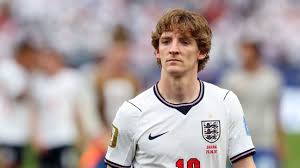 Gary Neville: Anthony Gordon 'under the most pressure' in England World Cup squad