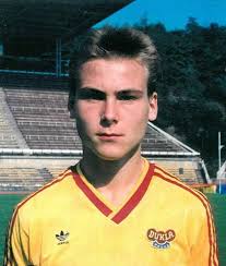 Choose a gig or festival and buy tickets at once. Uzivatel Old School Panini Na Twitteru A Very Young Pavel Nedved Https T Co 638dsq73dg Twitter