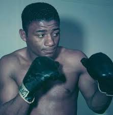 American wins junior welterweight world title in 1962
