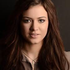 Laura Parkes (@lauraparkes15)