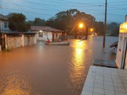 Fra wikipedia, den gratis encyklopædi. 1801 Familias No Ma Estao Desalojadas Pelas Chuvas E 4 Cidades Decretam Situacao De Emergencia Maranhao G1