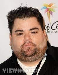 Who Was At The Red Carpet Last Night Uh Leo Angelina Donkey Lips From Salute Your Shorts Leo Angelina Salute