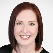 Laura Hodges's Instagram, Twitter & Facebook