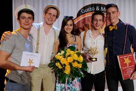 Watch live streams, get artist updates, buy tickets, and rsvp send a request to les touristes to play a show in your city. Kleiner Prix Walo 2013 Prix Walo