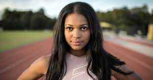 Gabby thomas celebrates after winning the women's 200 meters final at the 2020 u.s. U S Sprinter Gabby Thomas On Training For The 2021 Olympics Self Care