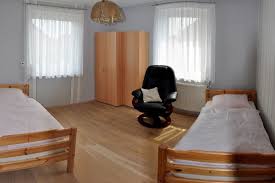 Der aktuelle durchschnittliche quadratmeterpreis für eine wohnung in sassenberg liegt bei 7,77 €/m². Unterkunft Ferienwohnung Neumann Wohnung In Sassenberg Gloveler