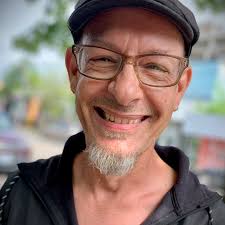 Aaron Kazmer updated his profile picture.