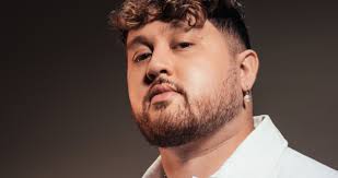 A day with “Lost in The Night” by Dizillian and Ashton Love