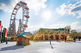 29.märz 2021 saisonstart 2021 für die liliputbahn im wiener prater und donauparkbahn. Corona In Wien Der Wiener Prater Ohne Die Fahrgeschafte Leopoldstadt