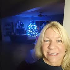 Becky Sigler's Instagram, Twitter & Facebook