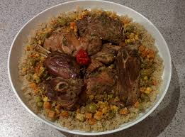 Tiebou Yapp Guinar Riz A La Viande Et Au Poulet Du Senegal African Food Food Beef