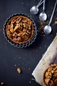 Tartelettes Aux Noix Caramel Et Speculoos Chefnini Recette Tartelette Aux Noix Mini Tarte Dessert