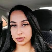 Evelyn Hoffmann's Instagram, Twitter & Facebook