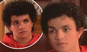 Coronation Street fans left in hysterics after Simon Barlow's hair appears  to grow during ad break
