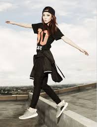 12 K Pop Idols That Love To Sport Their Graphic Tees Philippines Fashion Sandara Park Fashion Penshoppe