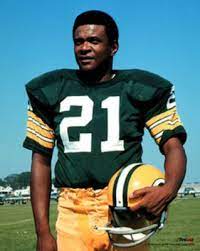 10 Greatest Iowa Hawkeye Football Players In Nfl History Iowa Hawkeye Football Hawkeye Football Green Bay Packers Signs
